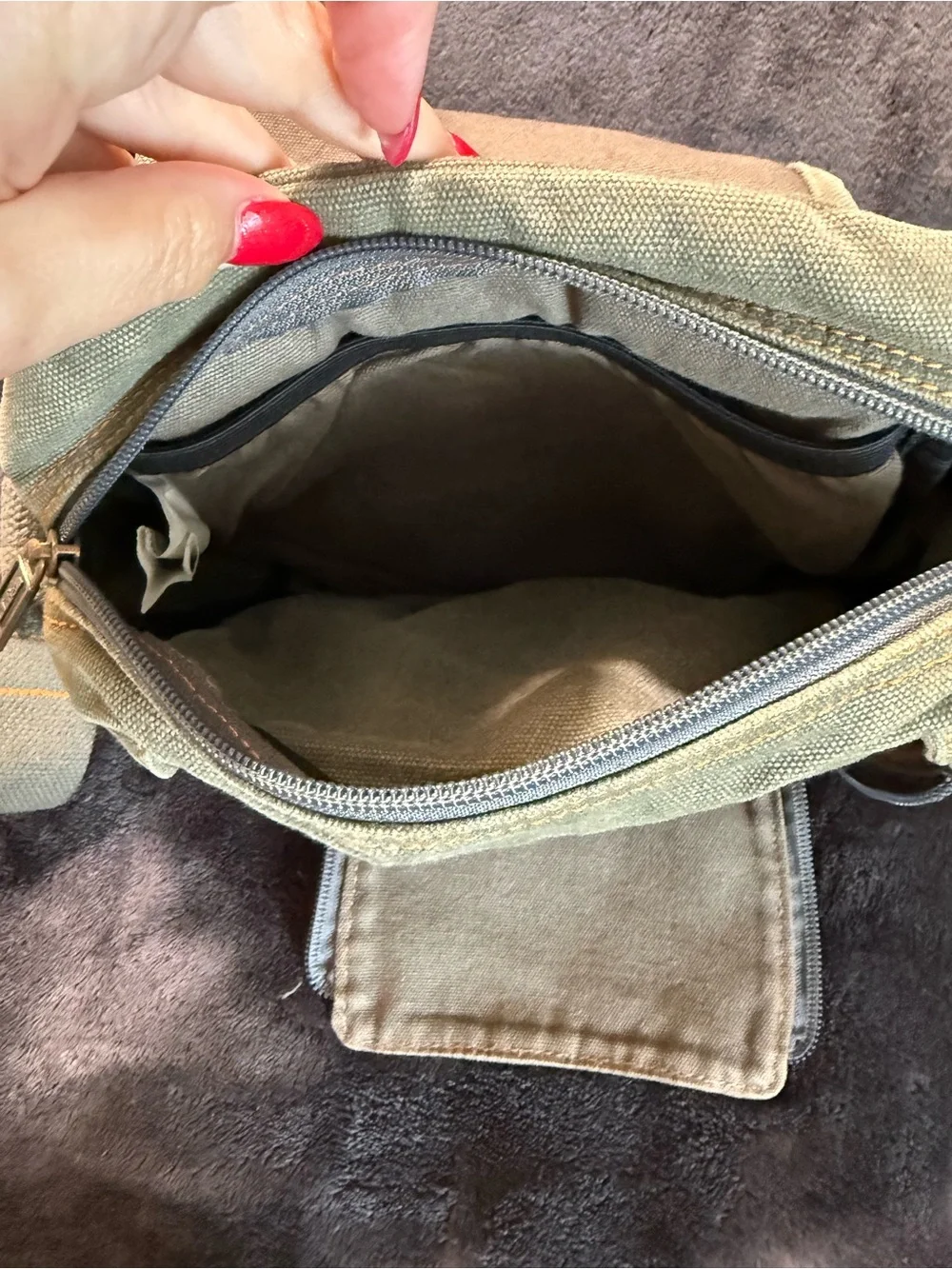 LL Bean Vintage Small Army Green Canvas Crossbody Messenger Shoulder Utility Bag
